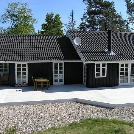Four-bedroom Holiday In